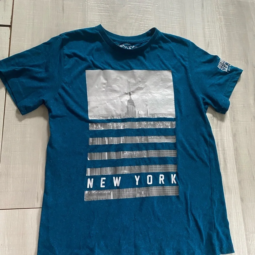 Eighty eight brand boys New York shirt size 14